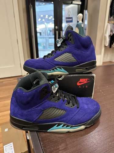 Jordan Brand × Nike Air Jordan 5 reverse grape