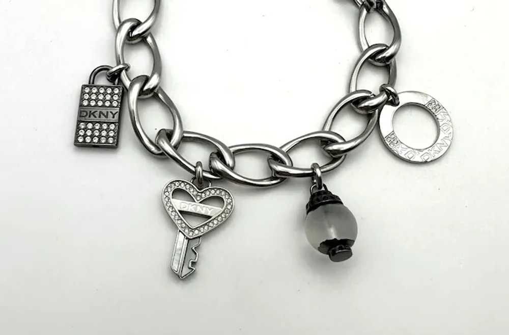 DKNY signed Key to My Heart Silvertone Charm Brac… - image 6