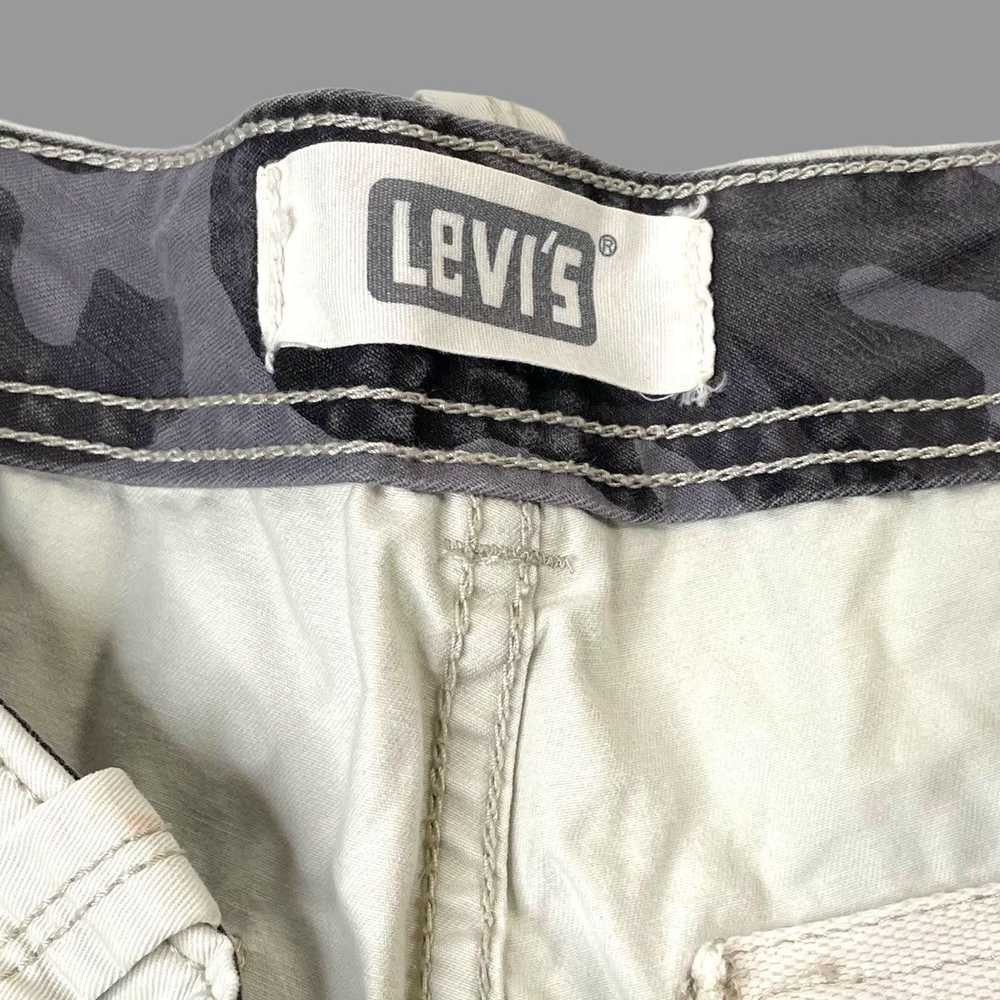Levi's × Vintage Vintage 90s Levi’s cargo shorts - image 4