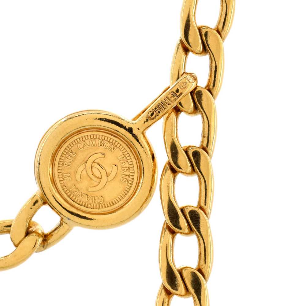 CHANEL Vintage CC Medallion Charms Chain Belt Met… - image 2