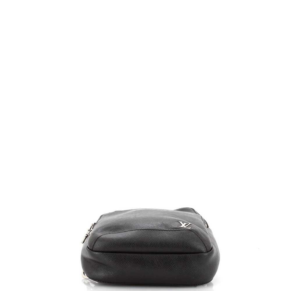 Louis Vuitton Avenue Sling Bag Taiga Leather - image 4
