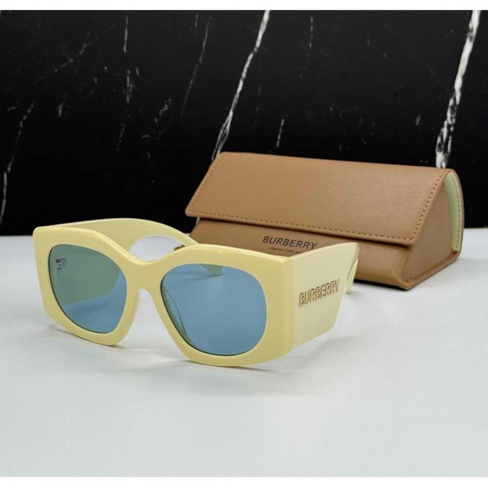 Burberry Oversized sunglasses - image 3