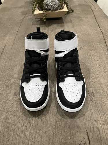 Nike Air Jordan 1 High FlyEase 'BlackWhite' Men Si