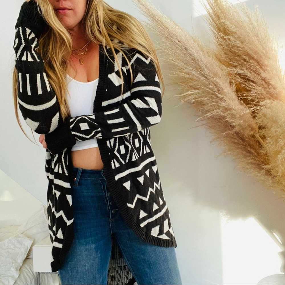 Urban Outfitters Black White Aztec Print Duster O… - image 1