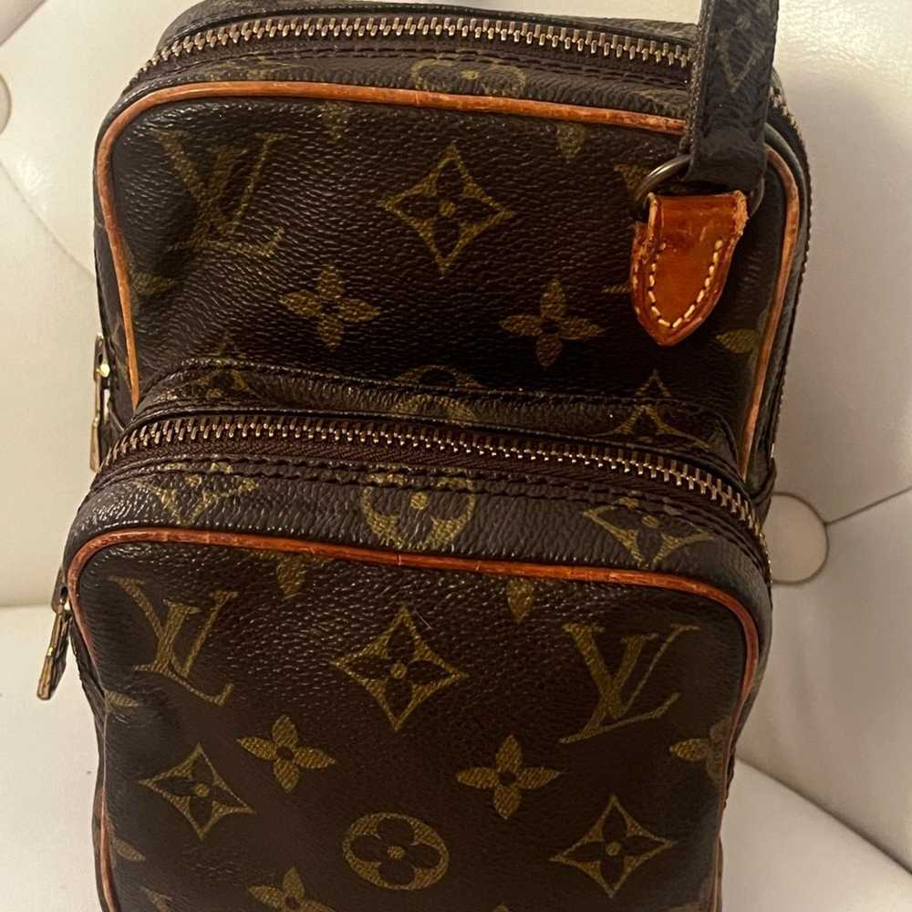 Louis Vuitton Louis Vuitton Amazone crossbody min… - image 3