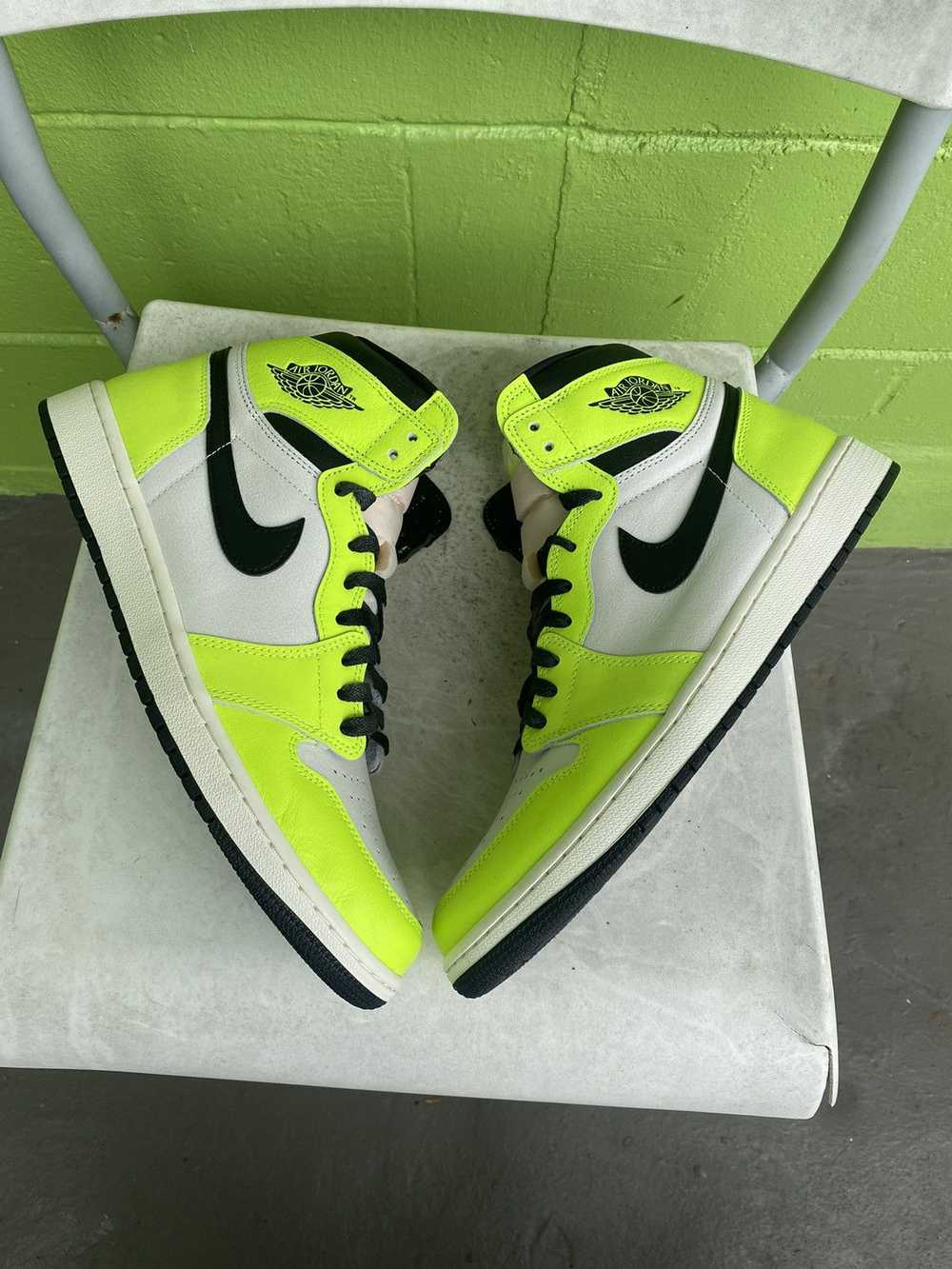 Jordan Brand × Nike Jordan 1 Retro High OG Vision… - image 1