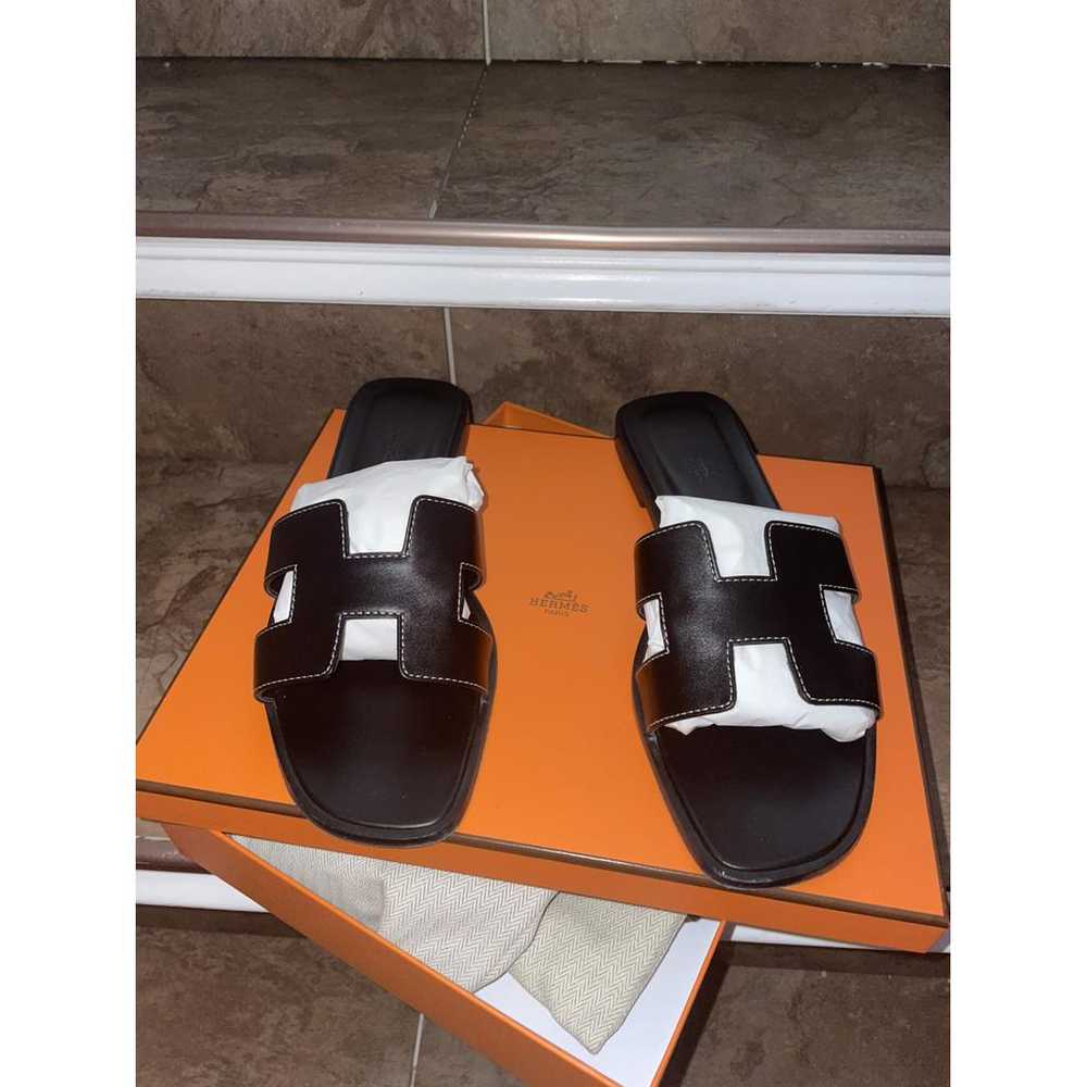 Hermès Oran leather flip flops - image 3