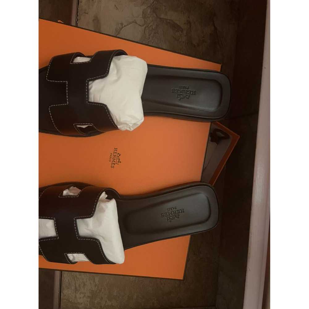 Hermès Oran leather flip flops - image 4