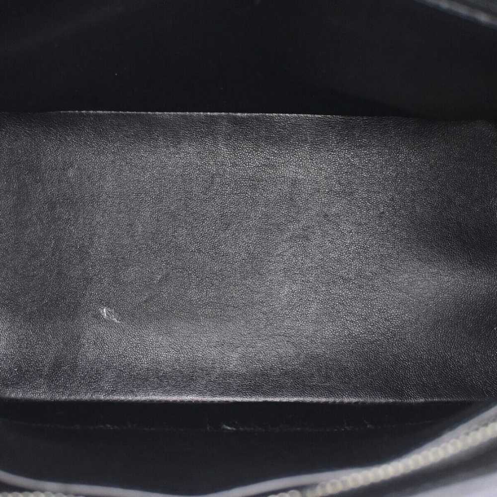 Chanel Médaillon leather handbag - image 5