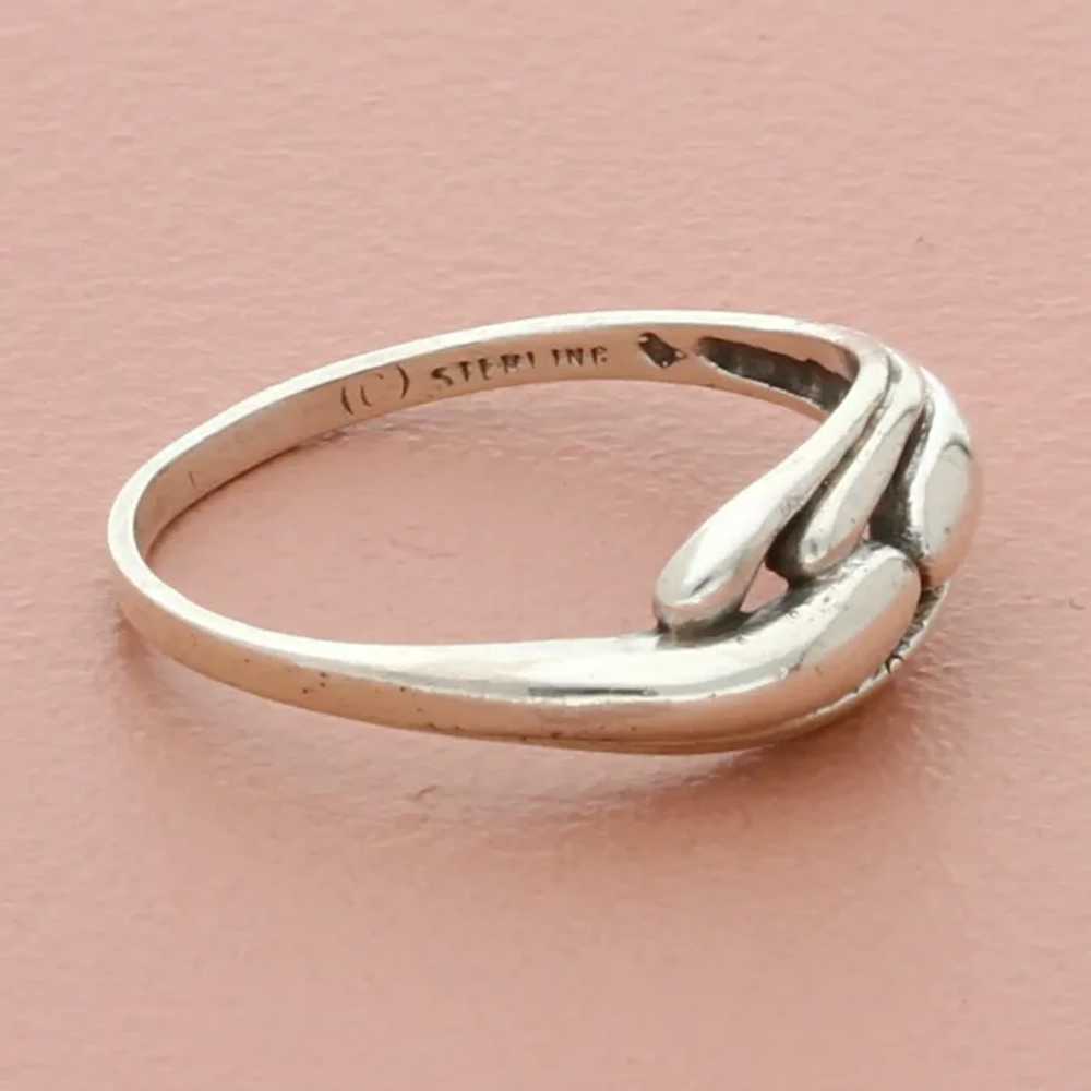 Sterling Silver Vintage Dainty Wave Ring Size 5.75 - image 3