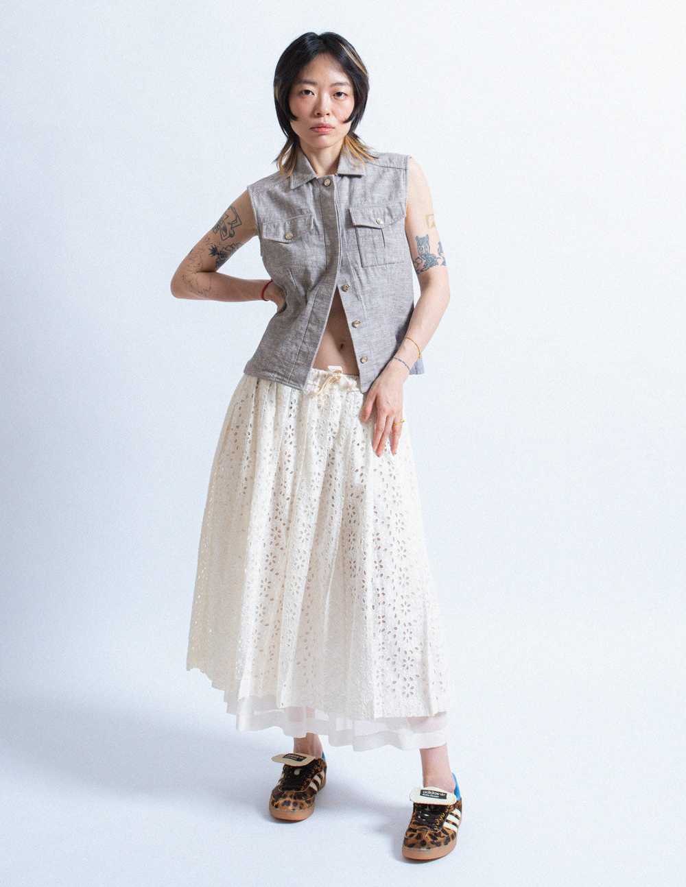 Christian Dior vintage light gray wash denim vest - image 2