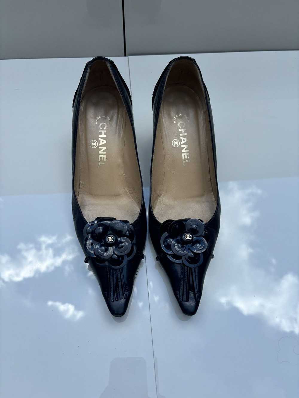 Chanel Chanel Pointed Pumps, Black Leather Camell… - image 2