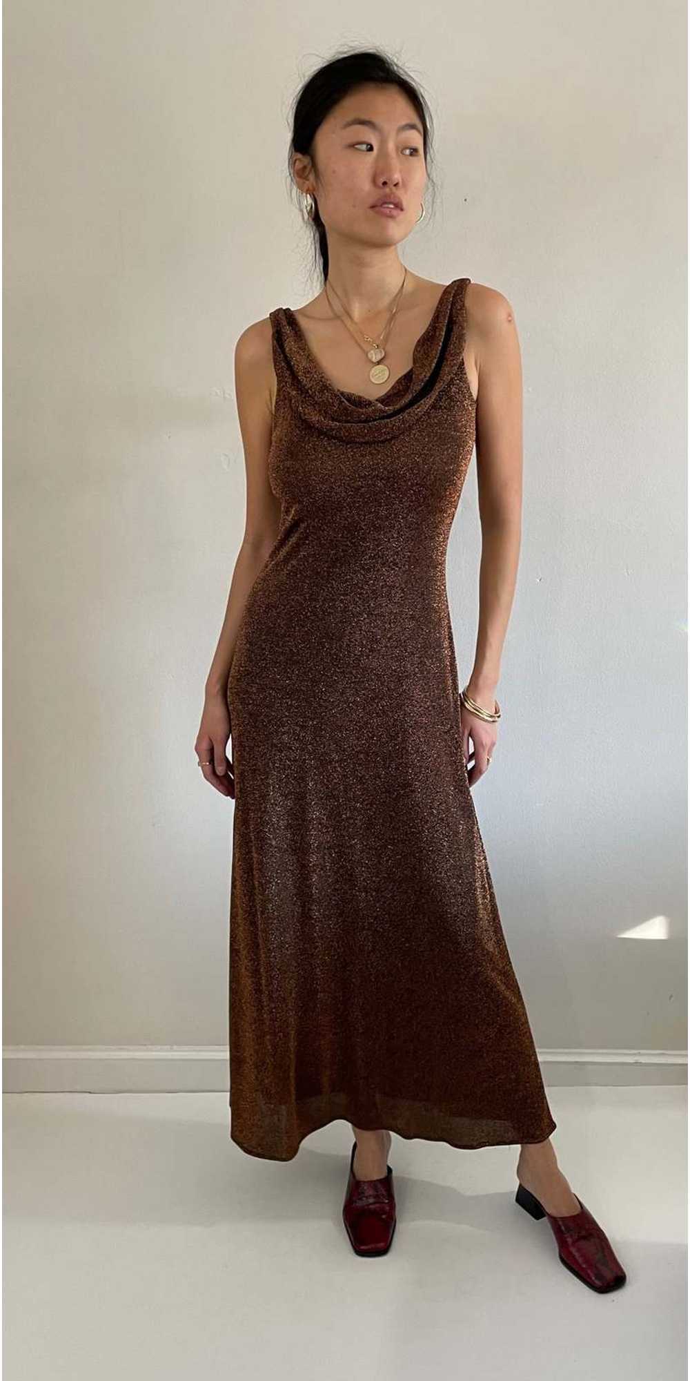 Sleeveless bronze maxi dress - image 3
