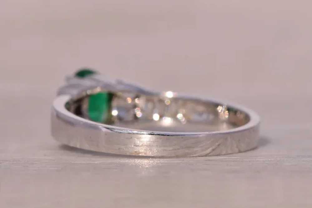 Pear Shaped Natural Emerald and Diamond Ring in W… - image 3