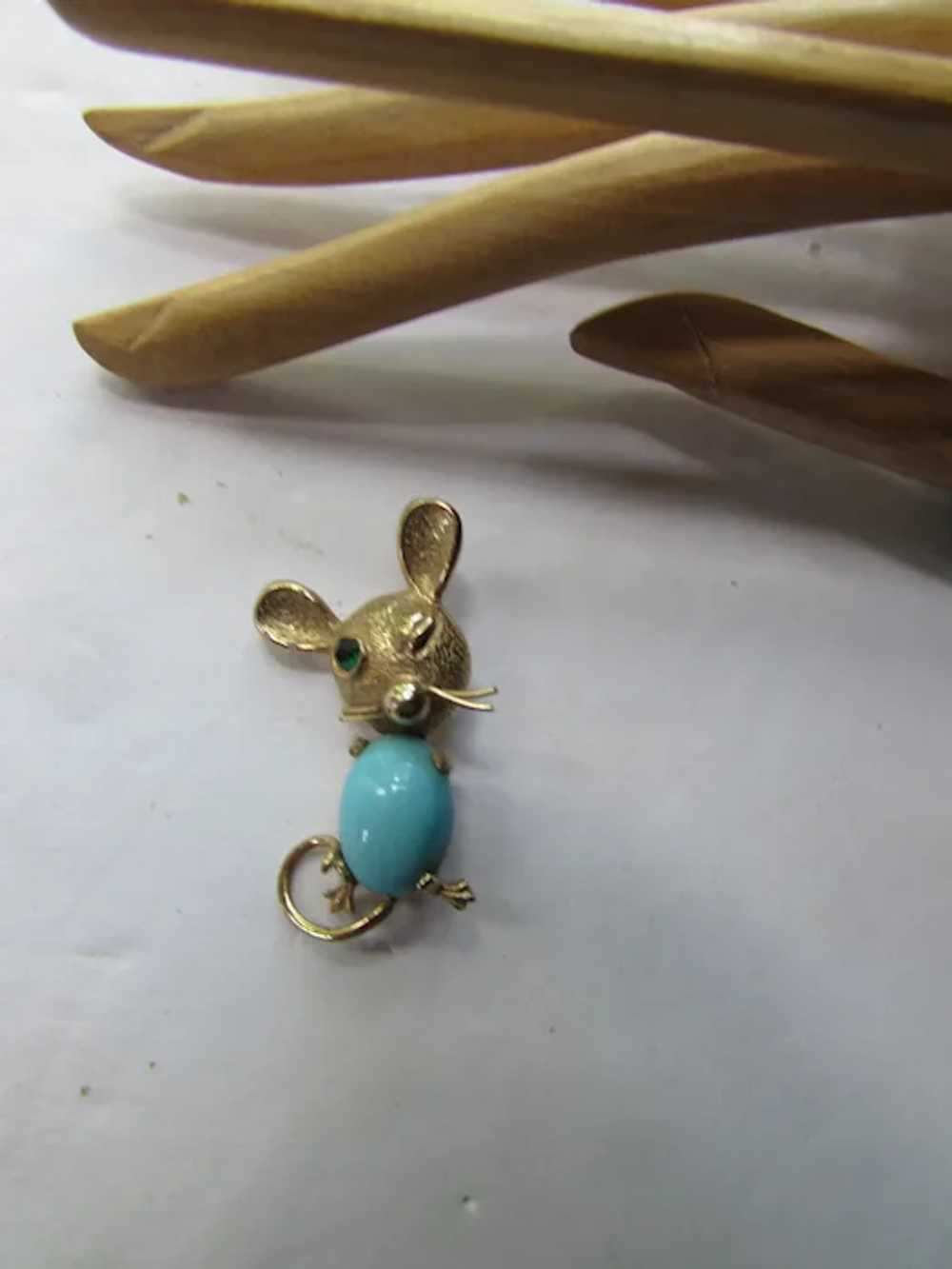 Whimsical Castlecliff Winking Mouse Brooch - image 3