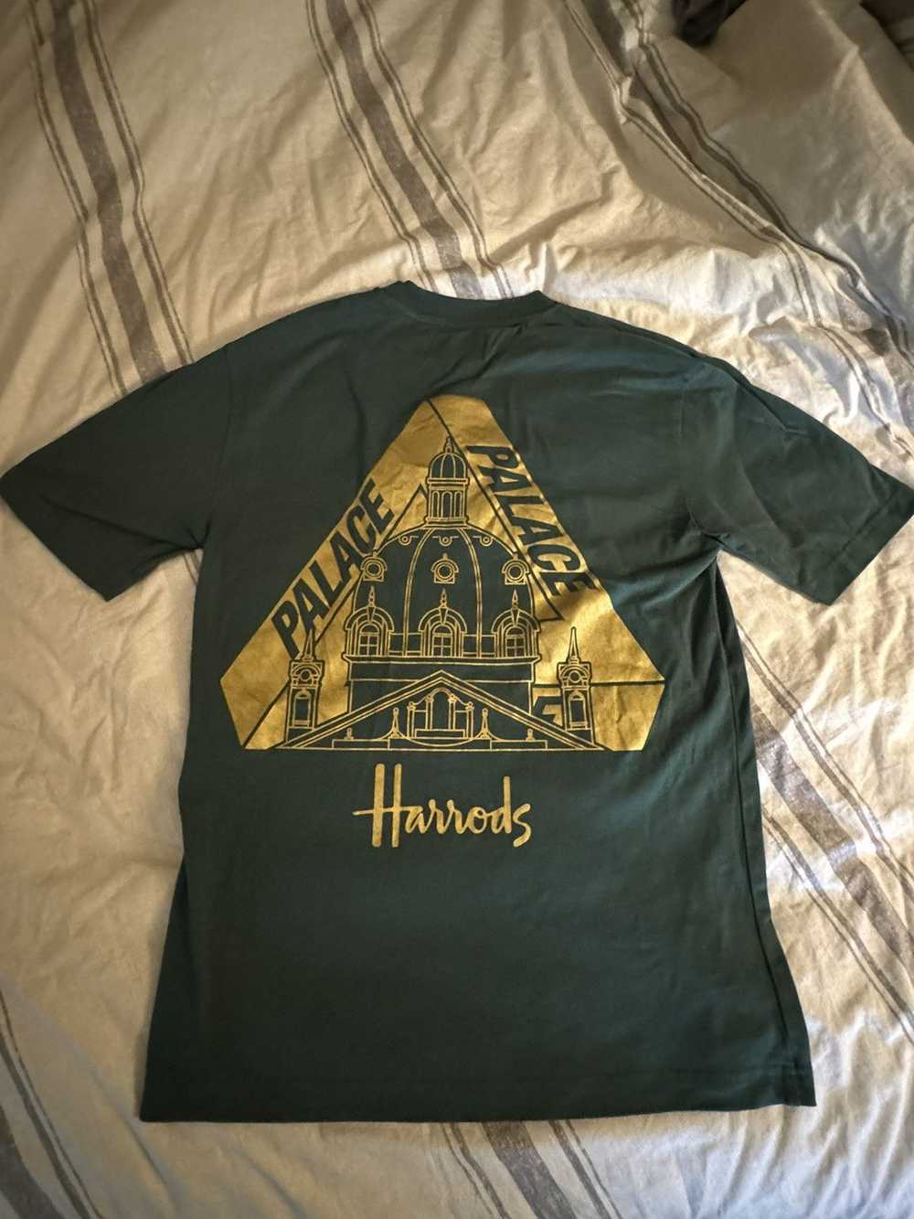 Palace × Streetwear PALACE X HARRODS T-Shirt Size… - image 4