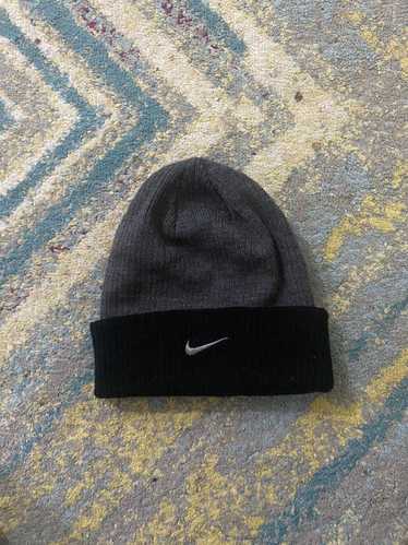 Nike × Streetwear Nike Oregon Beanie Reversible - image 1