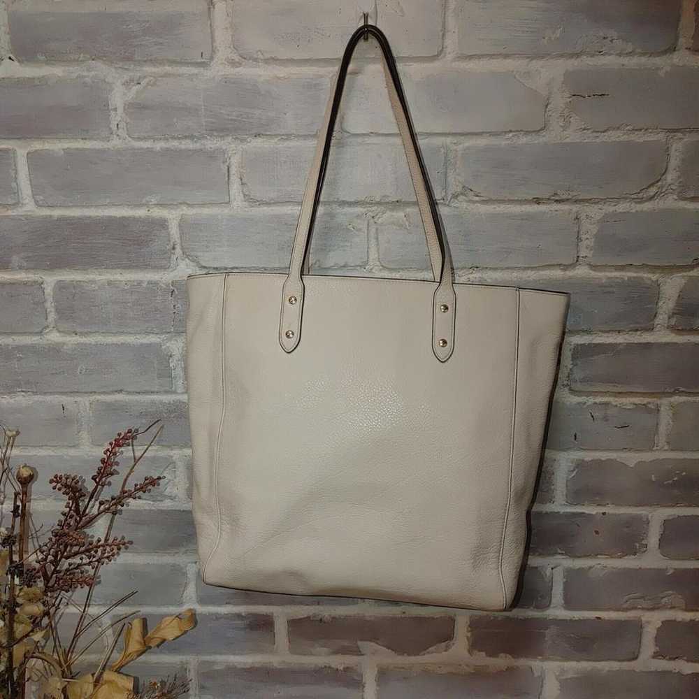 Coach City Zip Tote leather tote - image 9