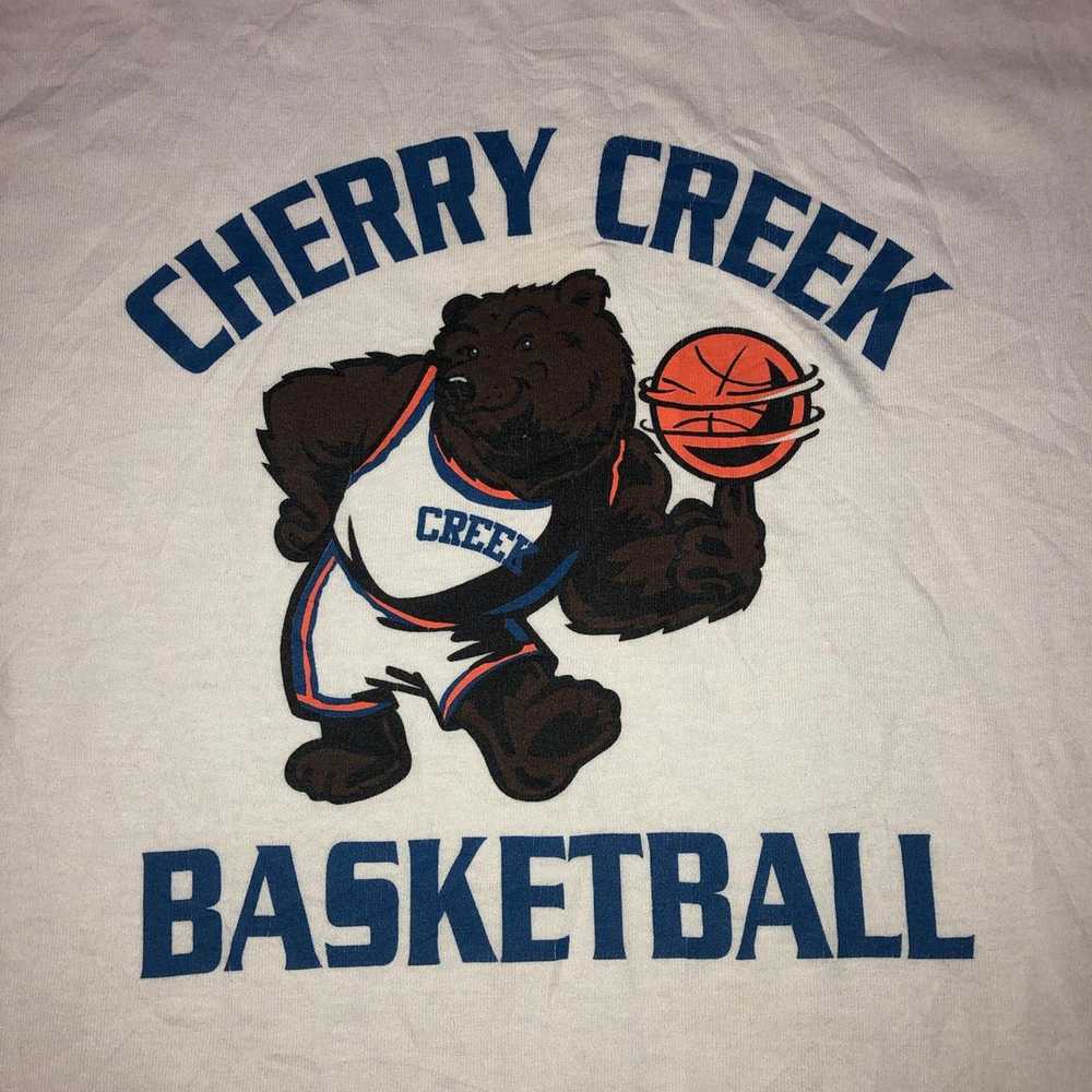 Gildan Men’s White ‘Cherry Creek Basketball’ Grap… - image 3