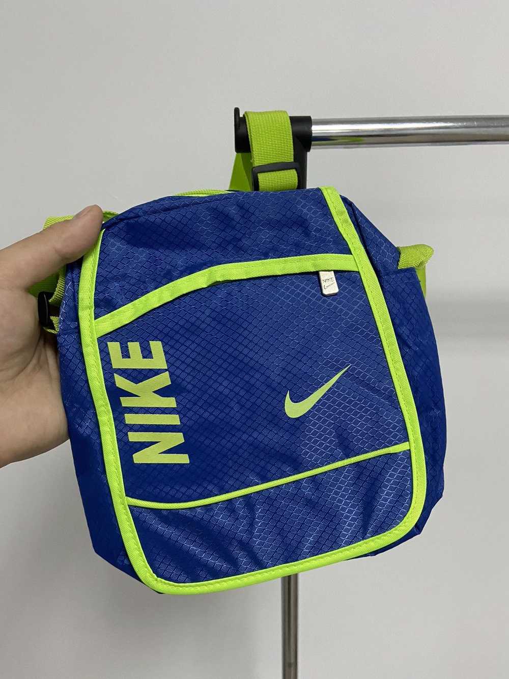 Nike × Streetwear × Vintage Nike Vintage Shoulder… - image 2