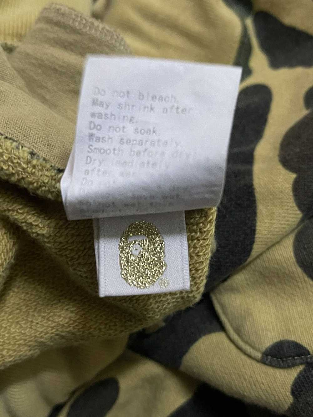 Bape 1st Camo Sweat Shorts - image 12