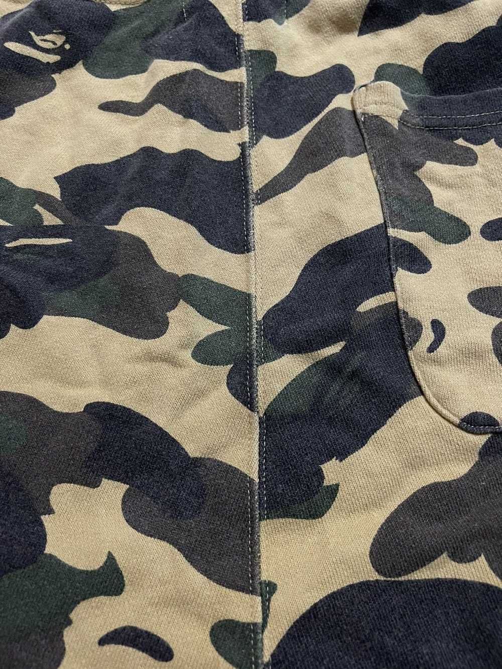 Bape 1st Camo Sweat Shorts - image 3