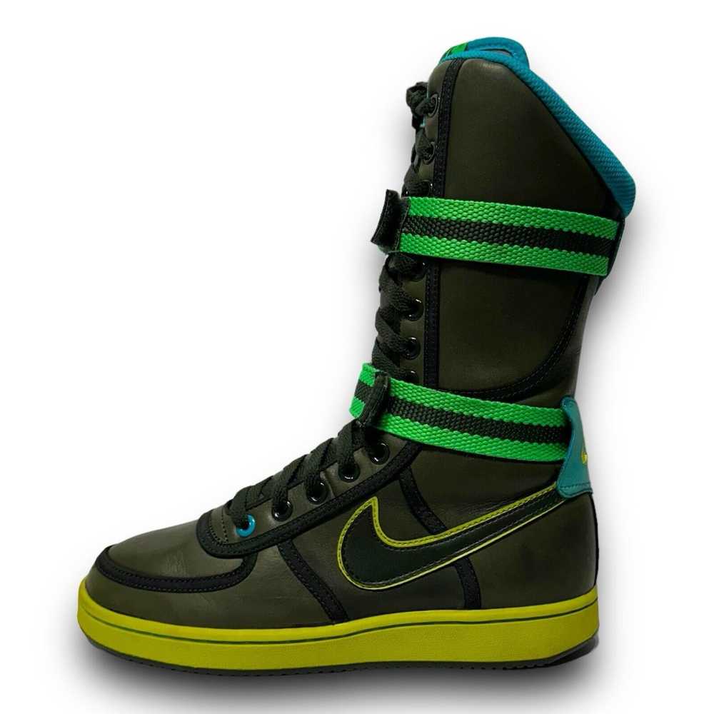 Nike Nike Womens 2009 Vandal Venti Hi Sneaker Boo… - image 2