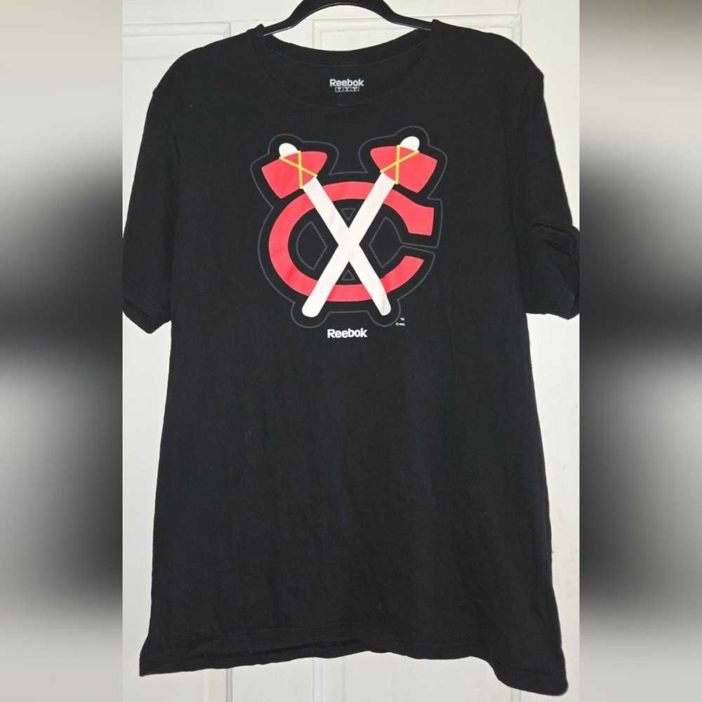 Reebok Reebok Chicago Blackhawks T-shirt, size L - image 1