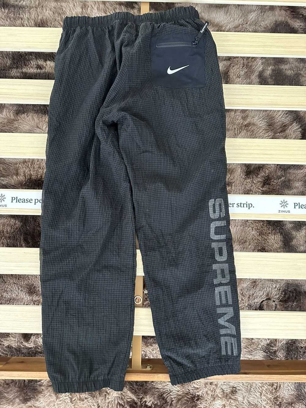 Nike × Supreme Supreme Nike Reversible Pants Blac… - image 3