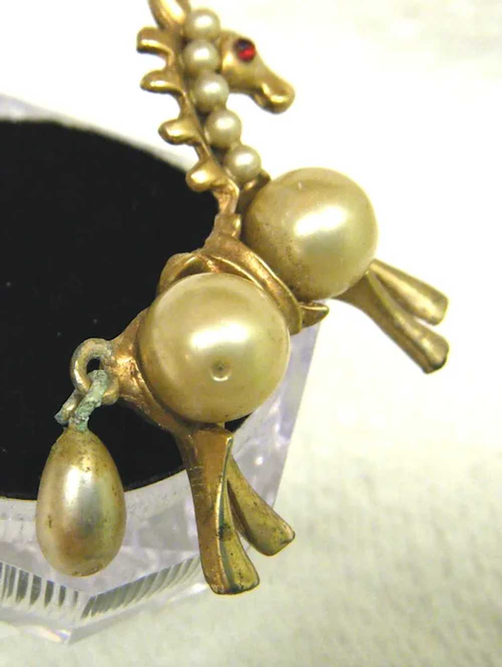 Vintage Mid Century Unsigned 'Coro' Faux Pearl Go… - image 3
