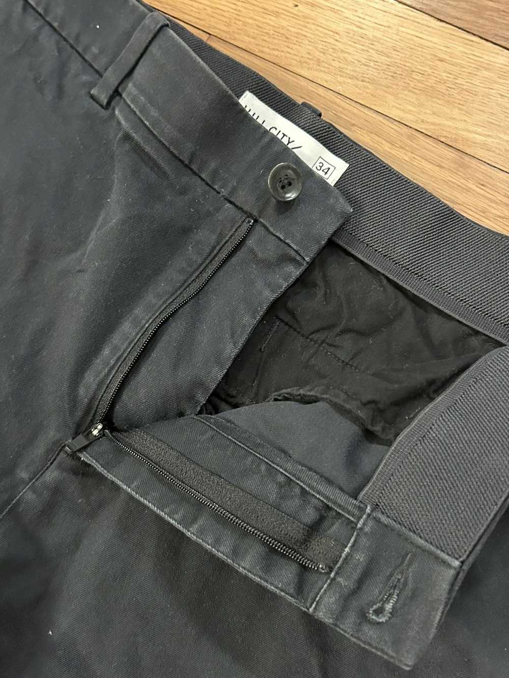 Gap Hill City Everyday Pant in Cropped Black - image 1