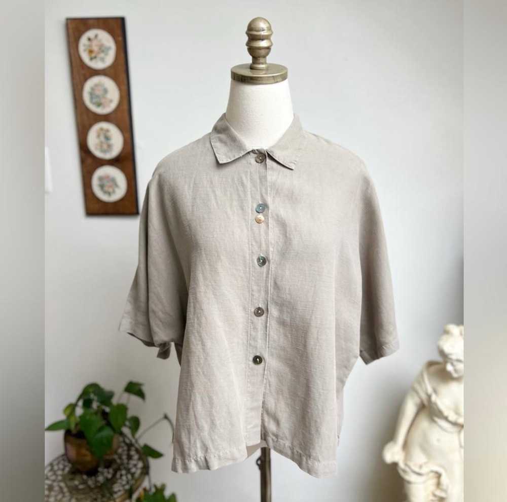 Eleven Stitch Design Minimalist Button Down Top (… - image 1