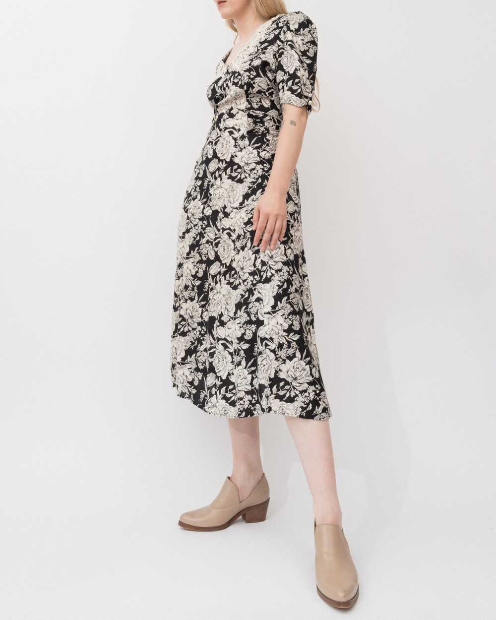 Vintage Floral Prairie Dress (S) - image 5