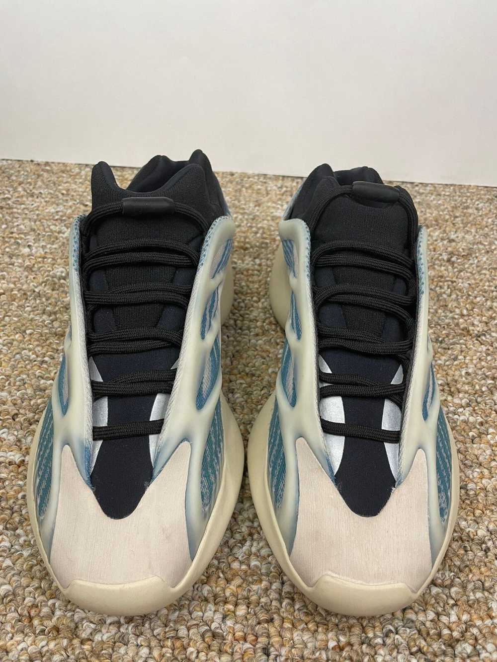 Adidas Yeezy 700 V3 Kyanite - image 4