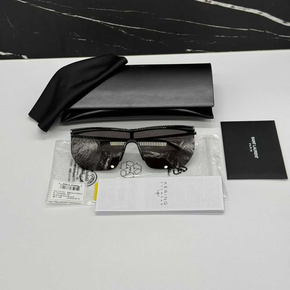 Saint Laurent Oversized sunglasses - image 10