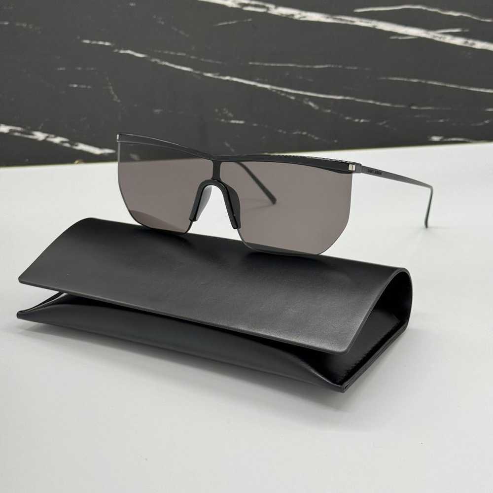 Saint Laurent Oversized sunglasses - image 3