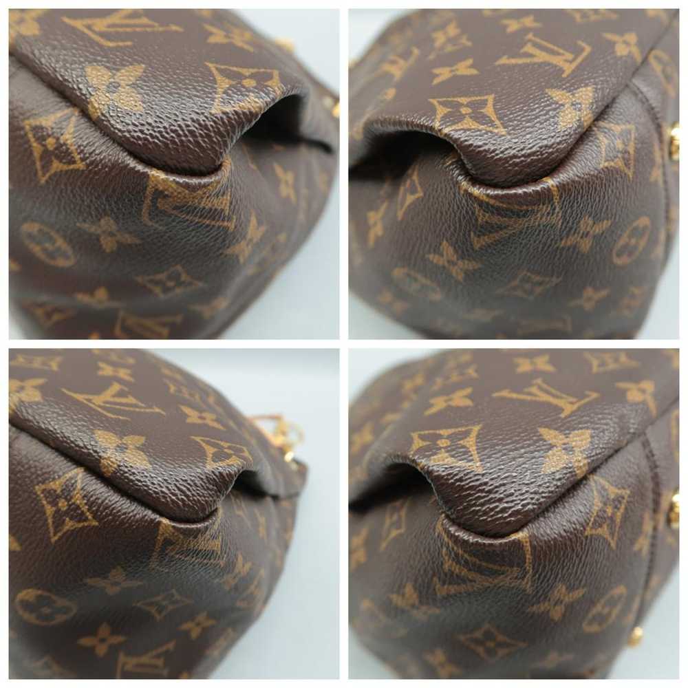 Louis Vuitton Artsy leather handbag - image 8