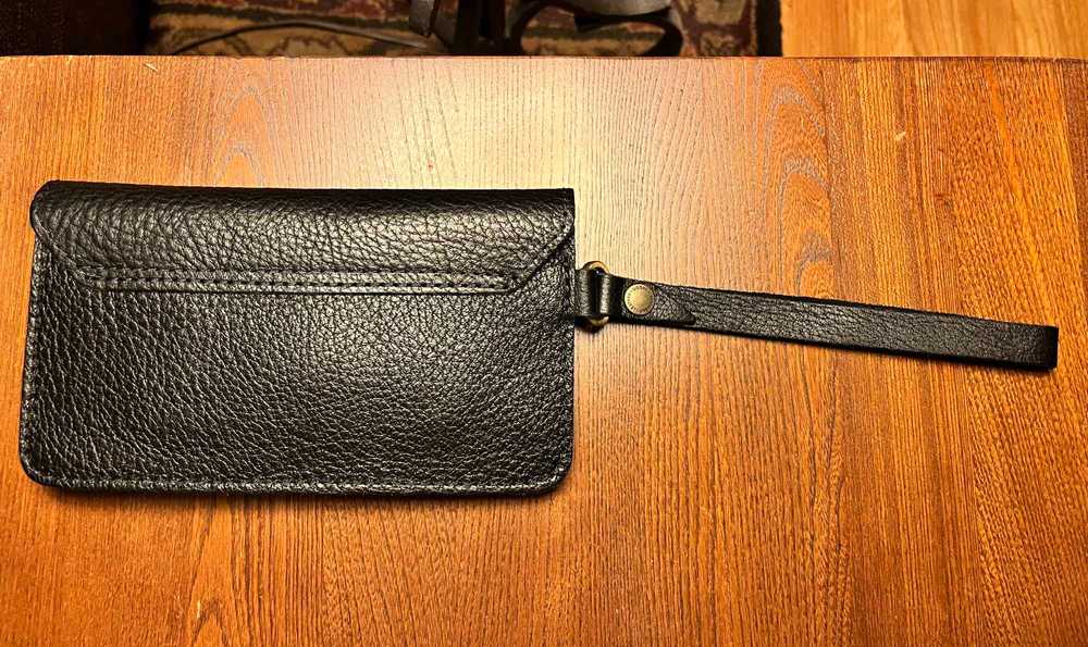 Portland Leather 'Almost Perfect' Lily Wristlet - image 4