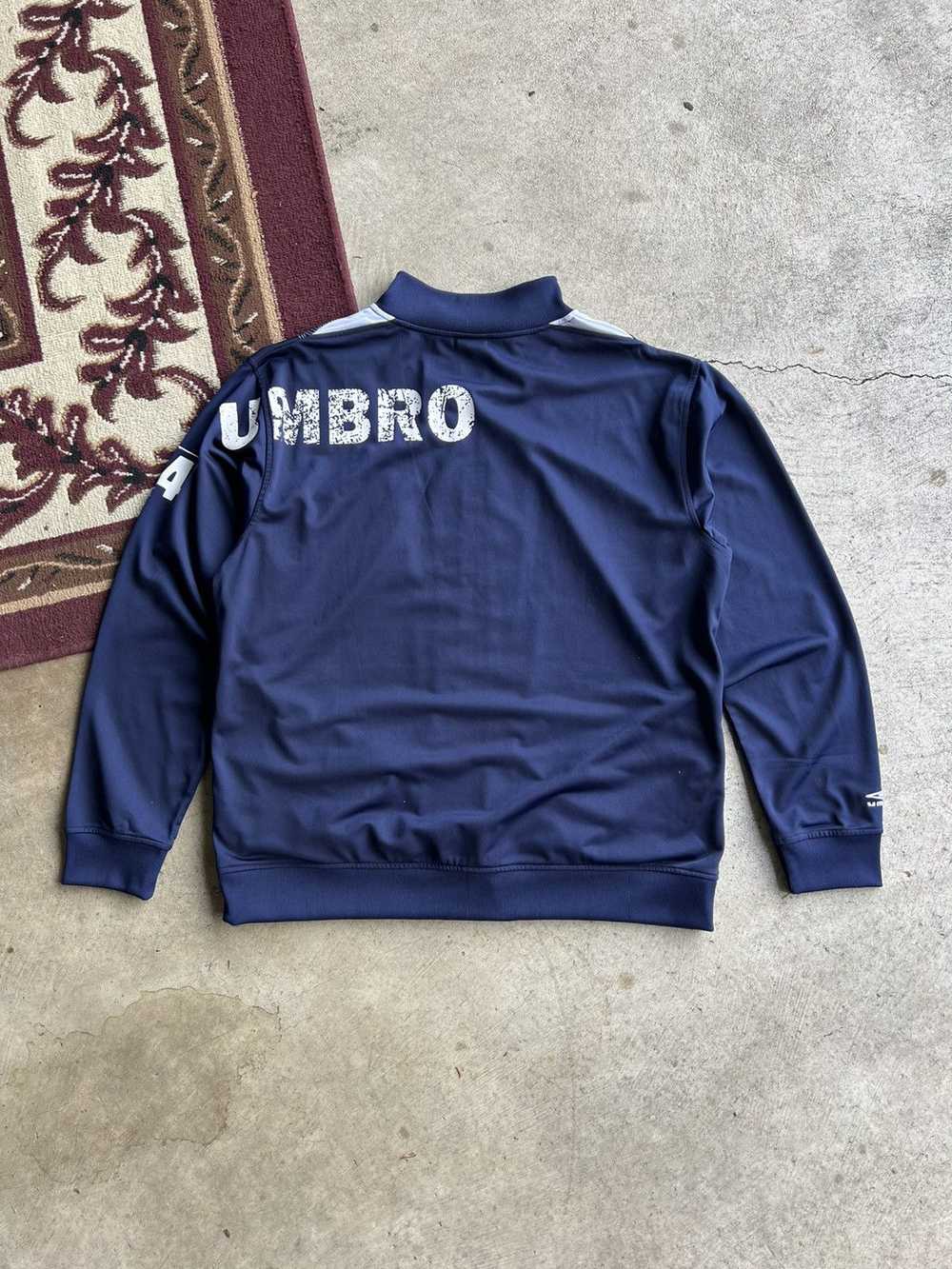 Streetwear × Umbro × Vintage Y2K Umbro Jacket - image 2