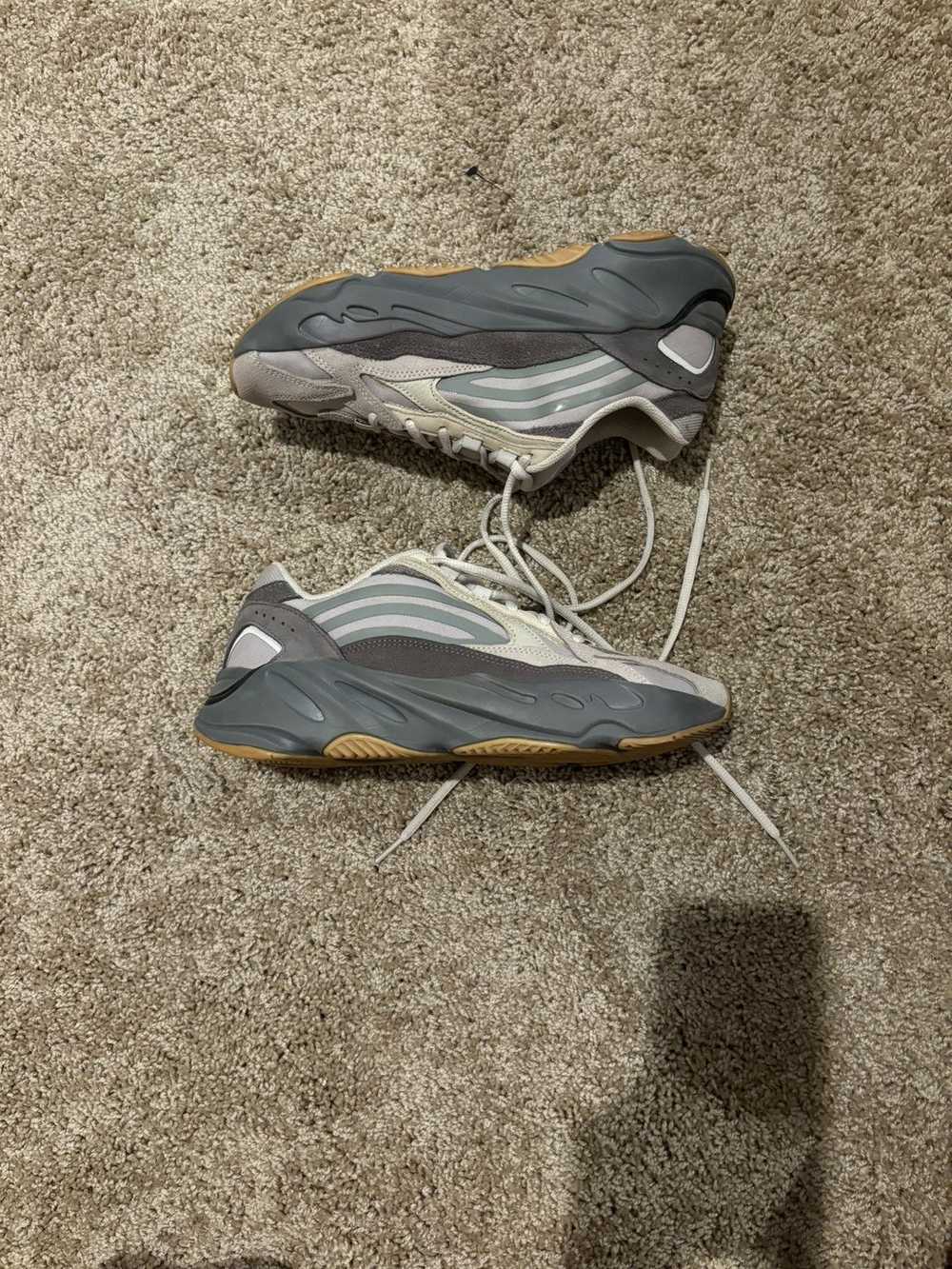 Adidas Adidas Yeezy Boost 700v2 - image 2