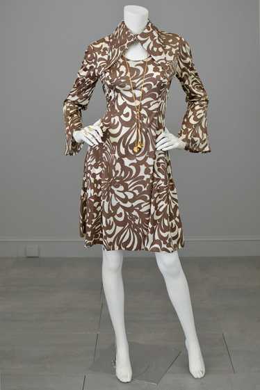 1970s Atomic Swirly Retro Print Angel Sleeve Disco