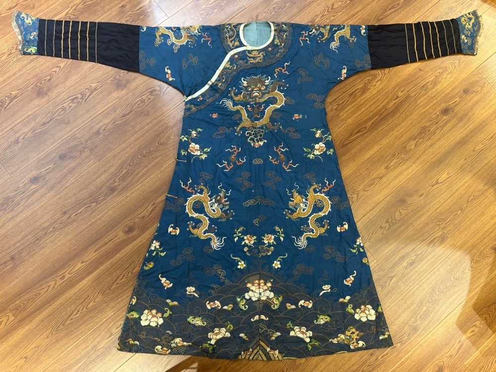 The golden dragon robe of the Qing Dynasty - image 2