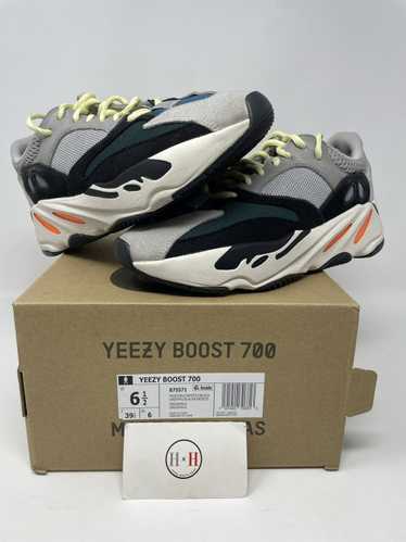 Adidas Yeezy Boost 700 Waverunner