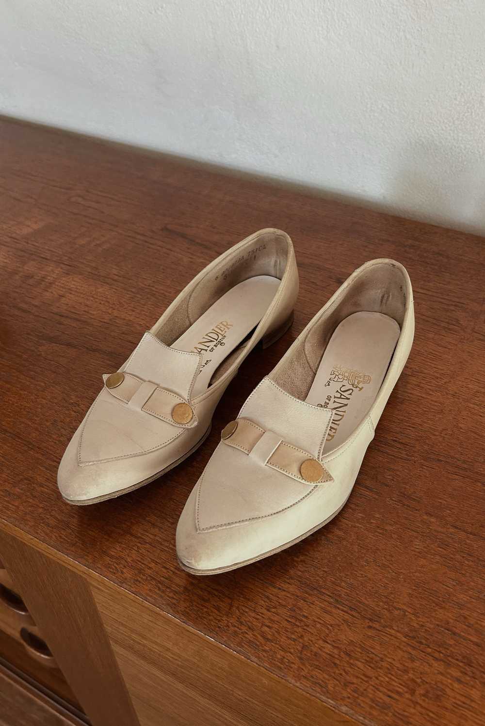 1950's CREAM SUEDE POINTED TOE LOAFERS | SIZE 7.5 - image 3