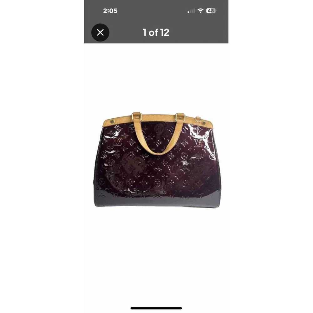 Louis Vuitton Bréa patent leather handbag - image 8
