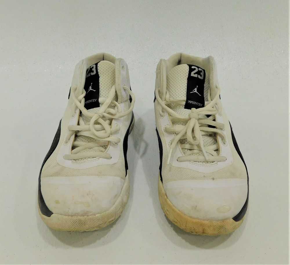 Jordan Court Vision Men's Shoes Size 8 - image 3