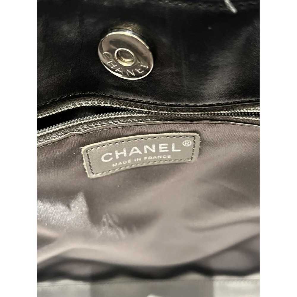 Chanel Patent leather tote - image 7