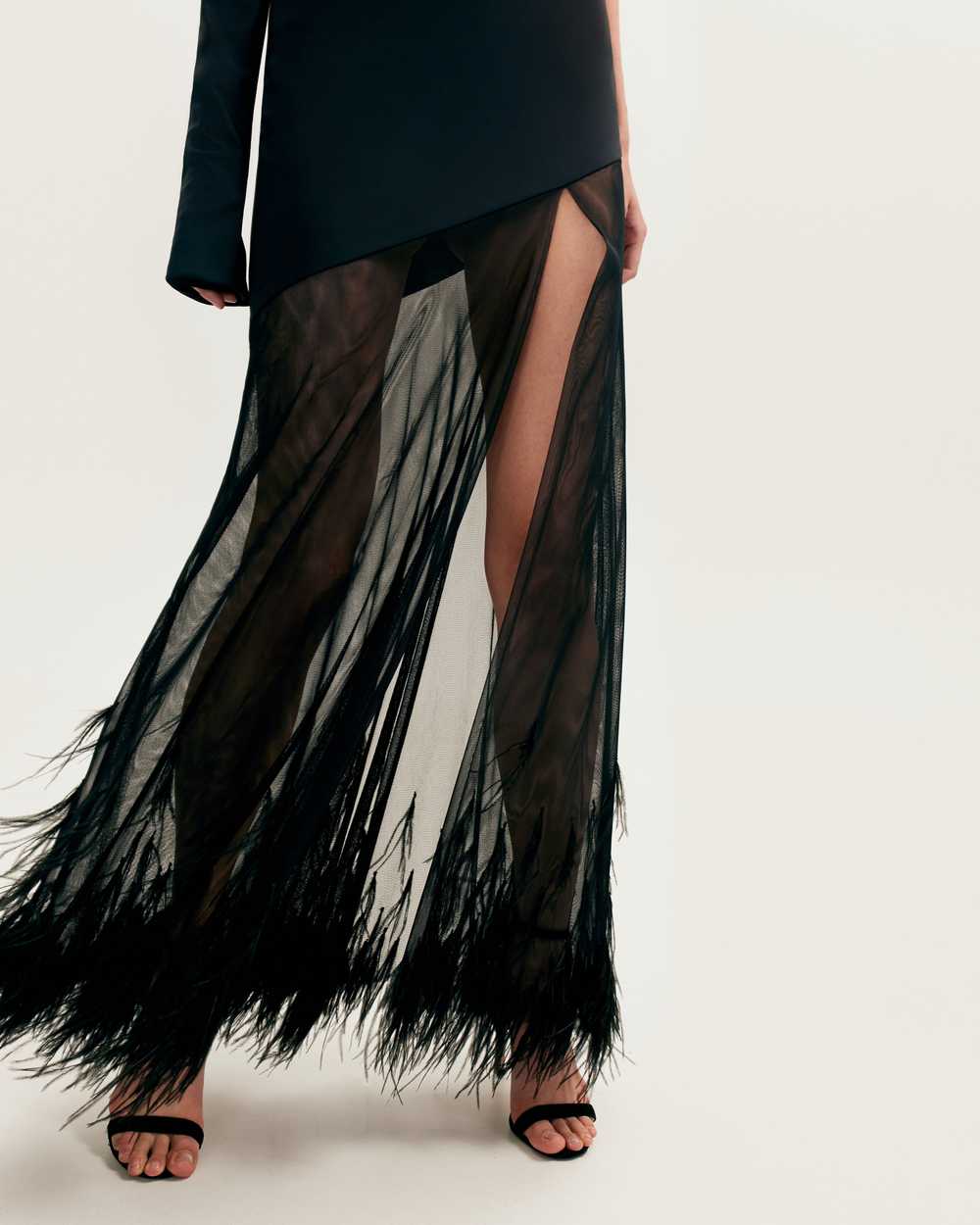 Milla One-shoulder maxi dress with feather-trimme… - image 8