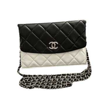 Chanel Cc Filigree leather crossbody bag