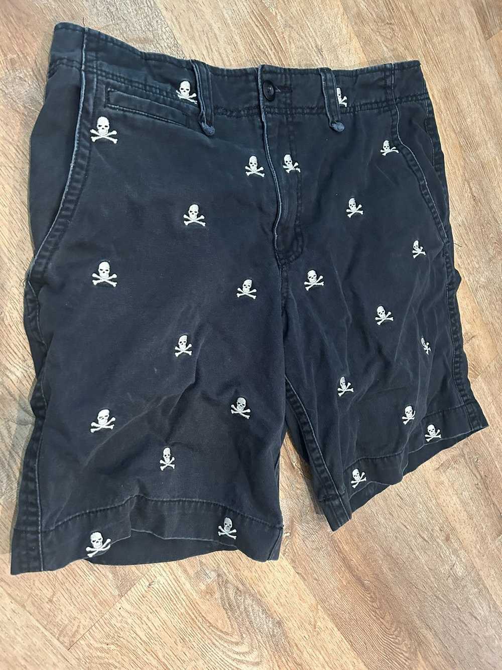 Vintage Skull And Cross Shorts - image 2